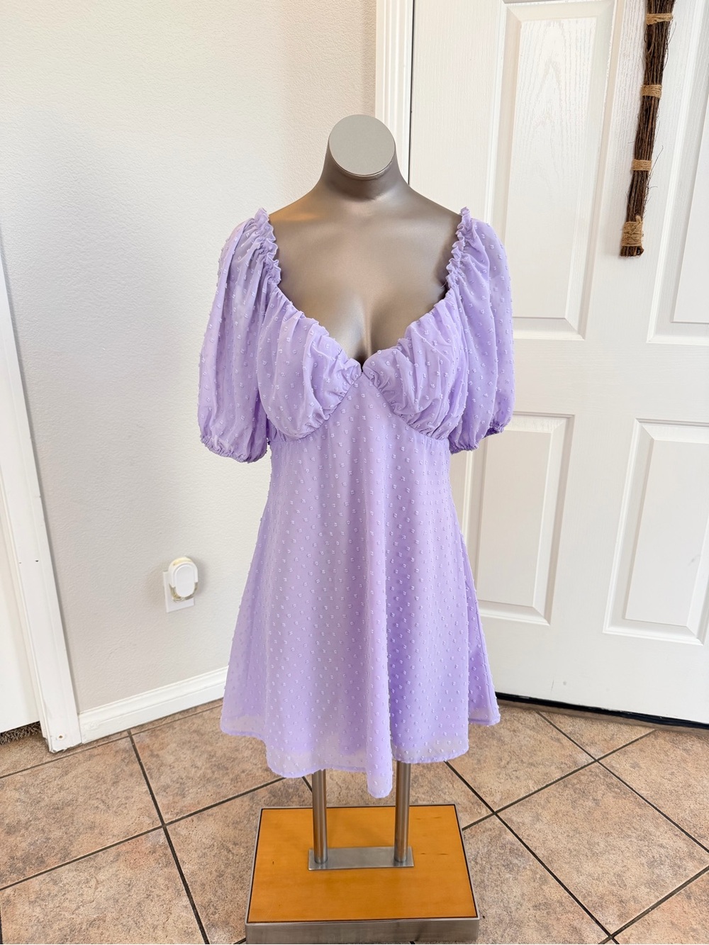 Missguided Lilac Puff-Sleeve Mini Dress